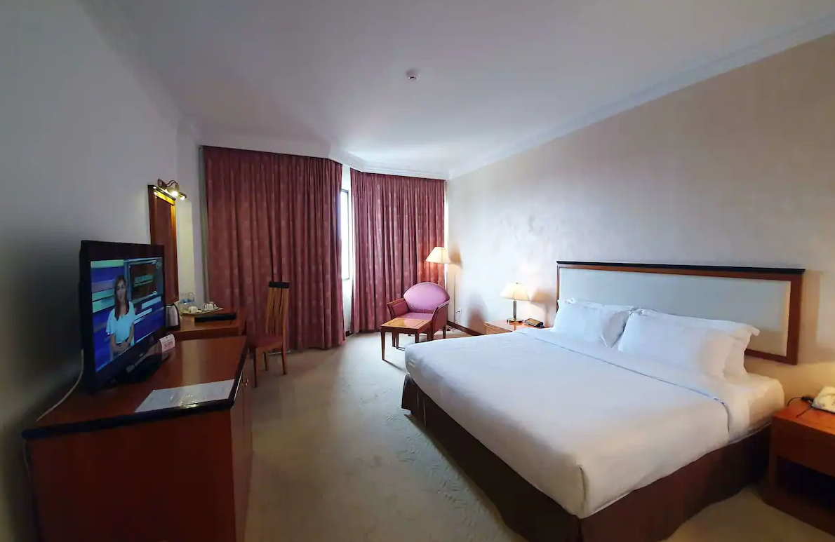 Parkview Hotel Room Type - Deluxe King Room