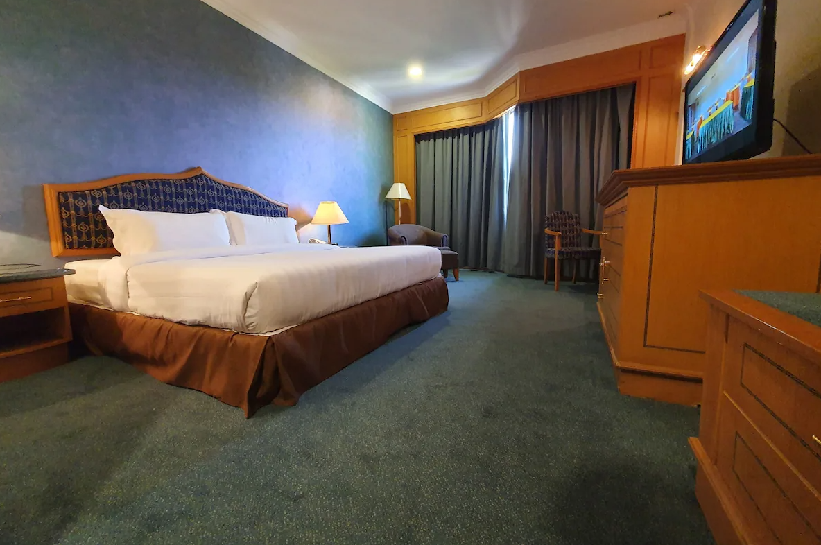 Parkview Hotel Room Type - Superior King Room