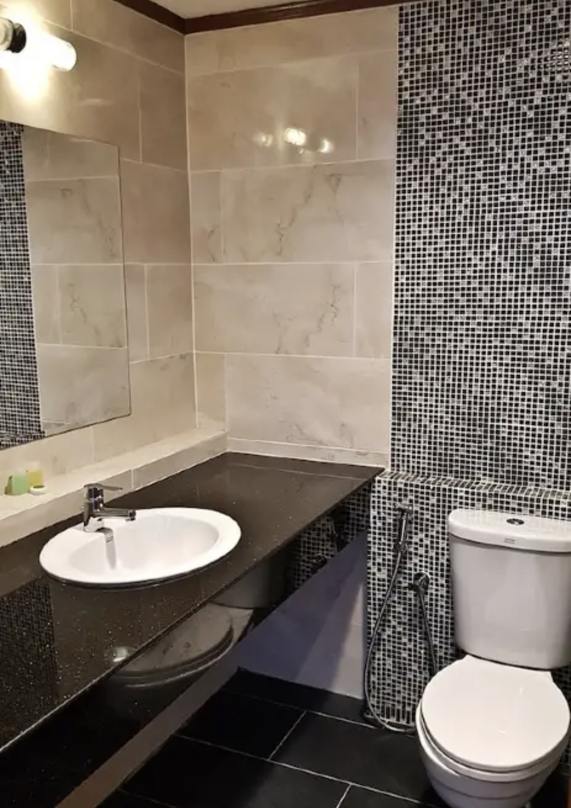 Abdul Razak Hotel Apartment - Tap to explore photos