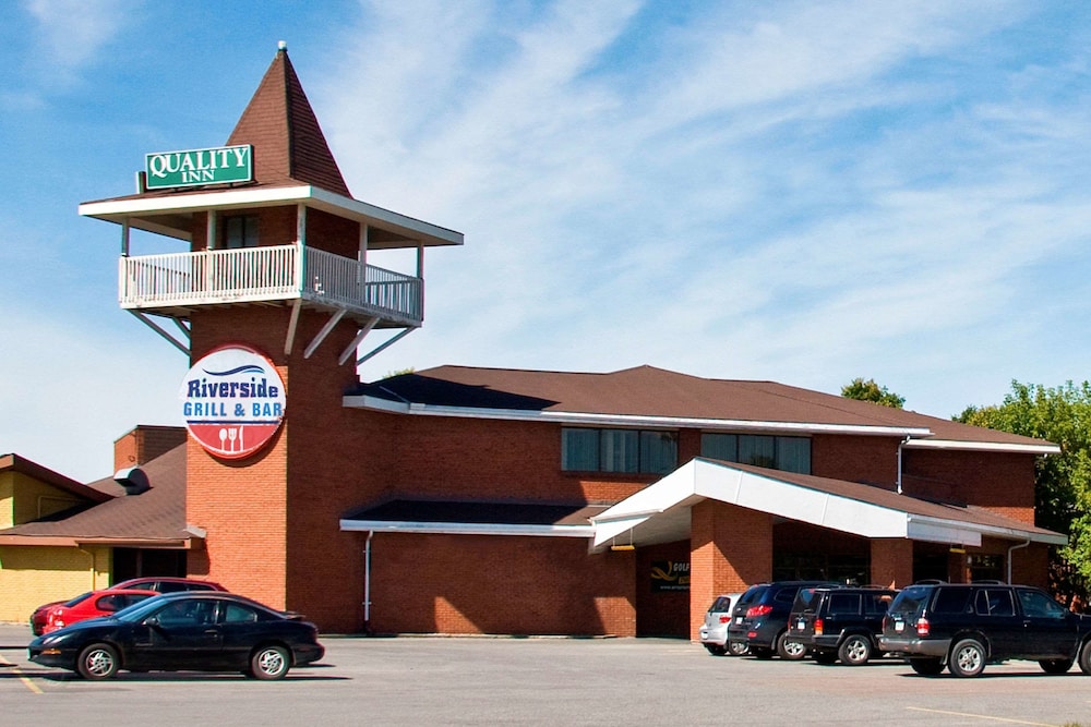 Quality Inn Arnprior