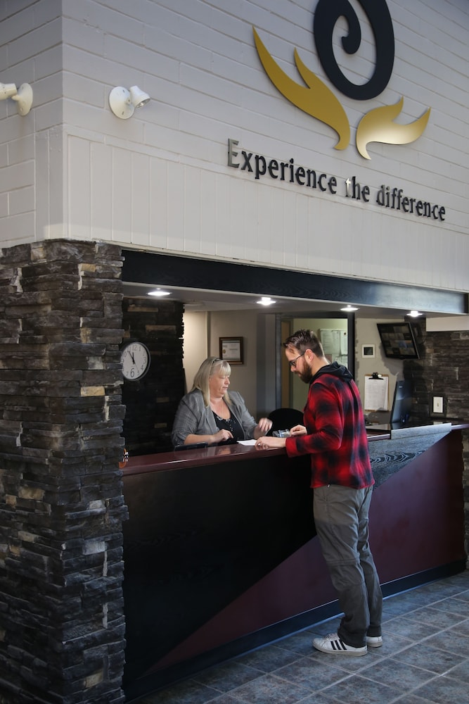 Stanford Inn And Suites Grande Prairie