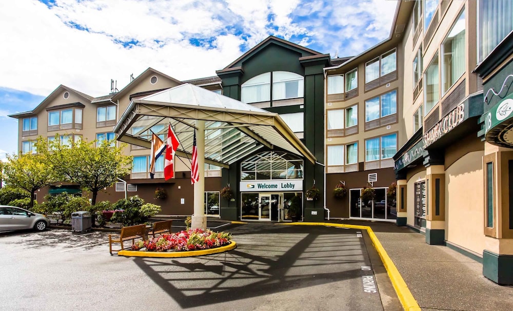 Sandman and Suites Victoria