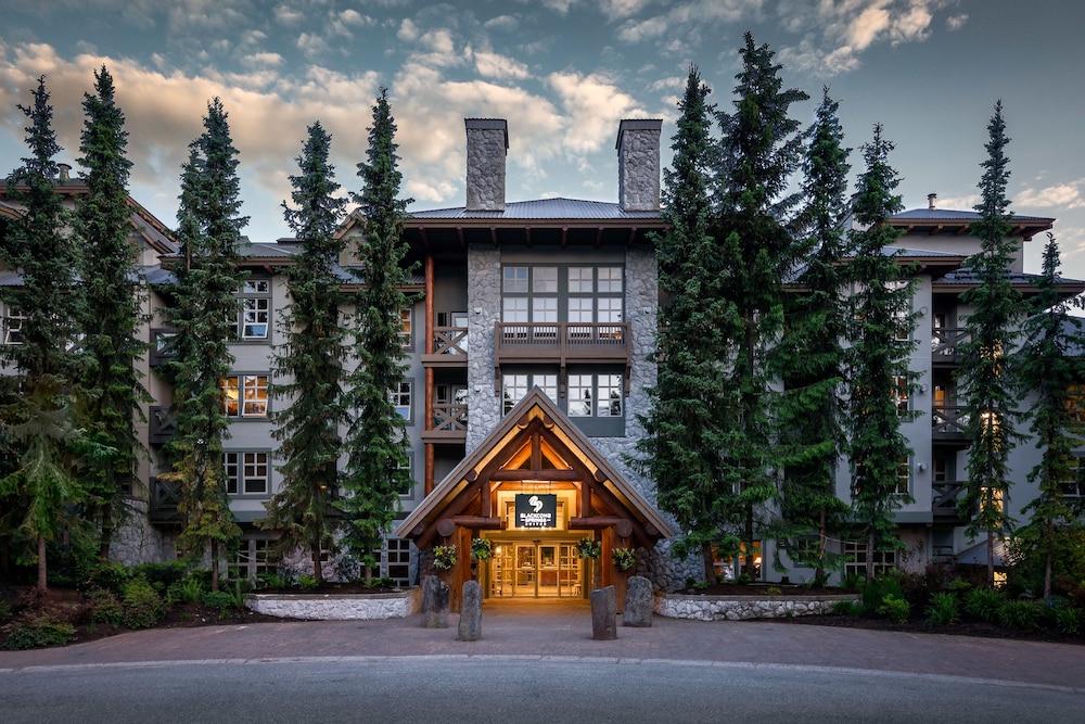 Coast Blackcomb Suites at Whistler