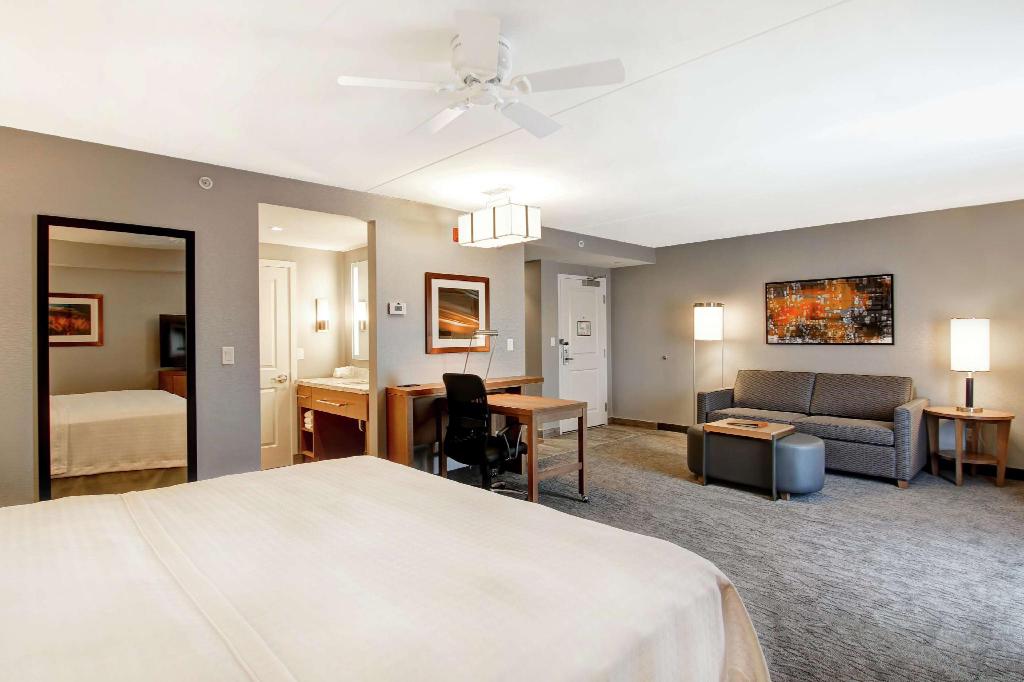 Homewood Suites by Hilton Ottawa Kanata