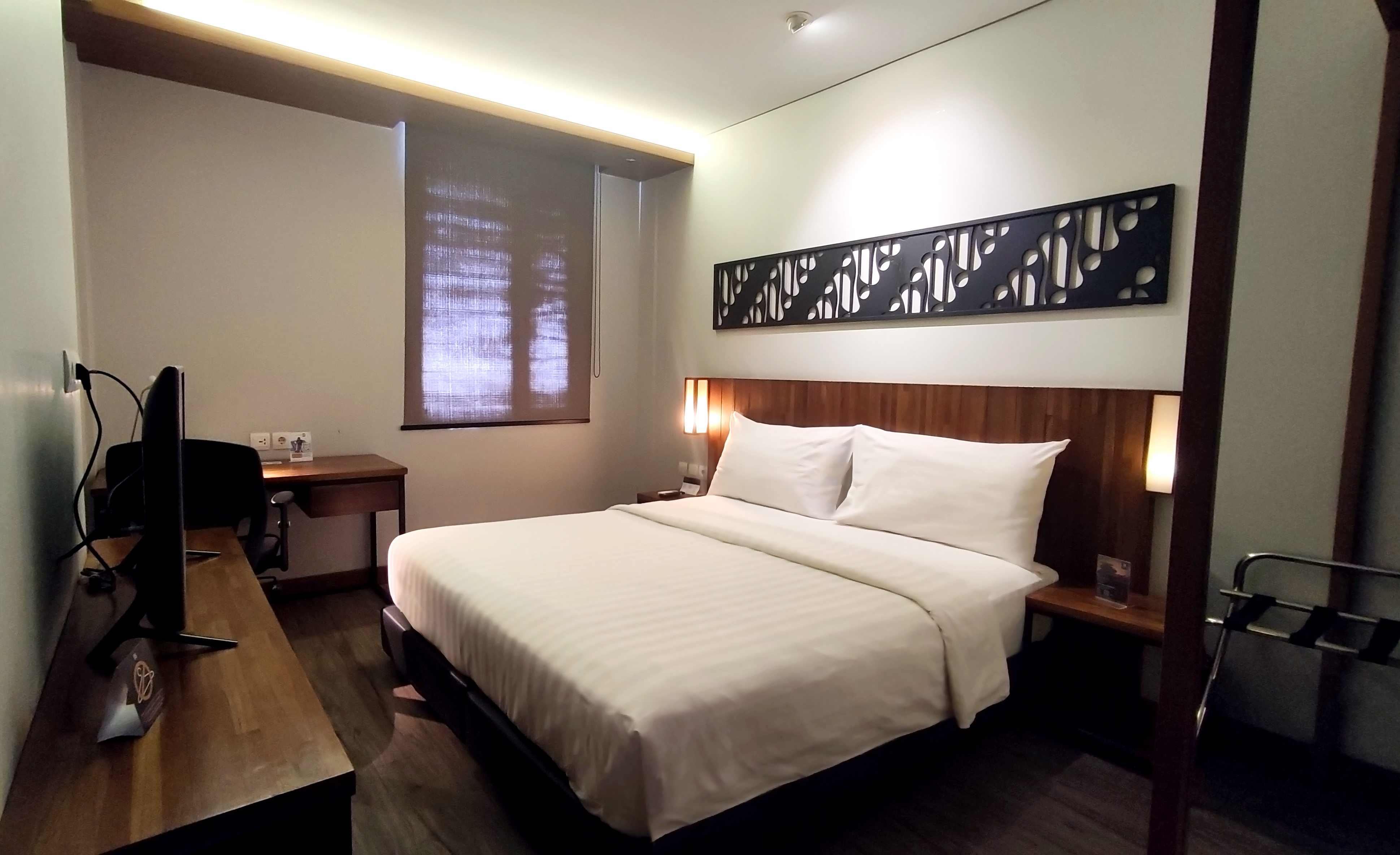 BATIQA Hotel Palembang Room Type - Superior Hollywood Double Room