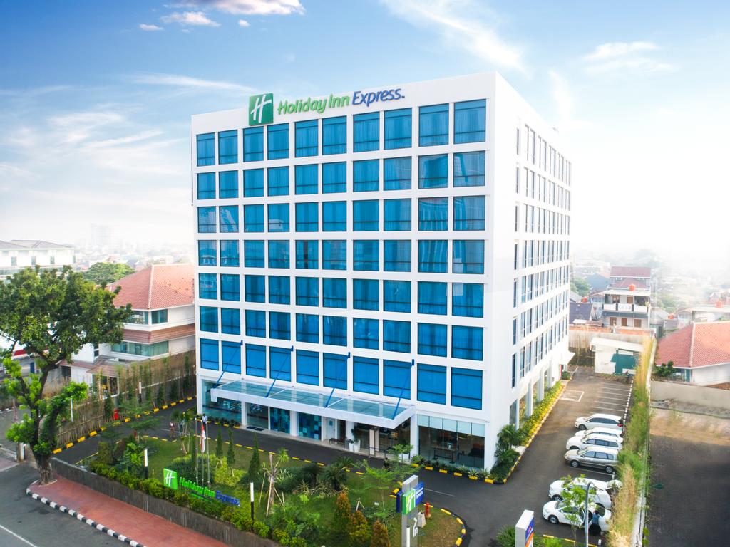 Khách sạn Holiday Inn Express Jakarta Matraman