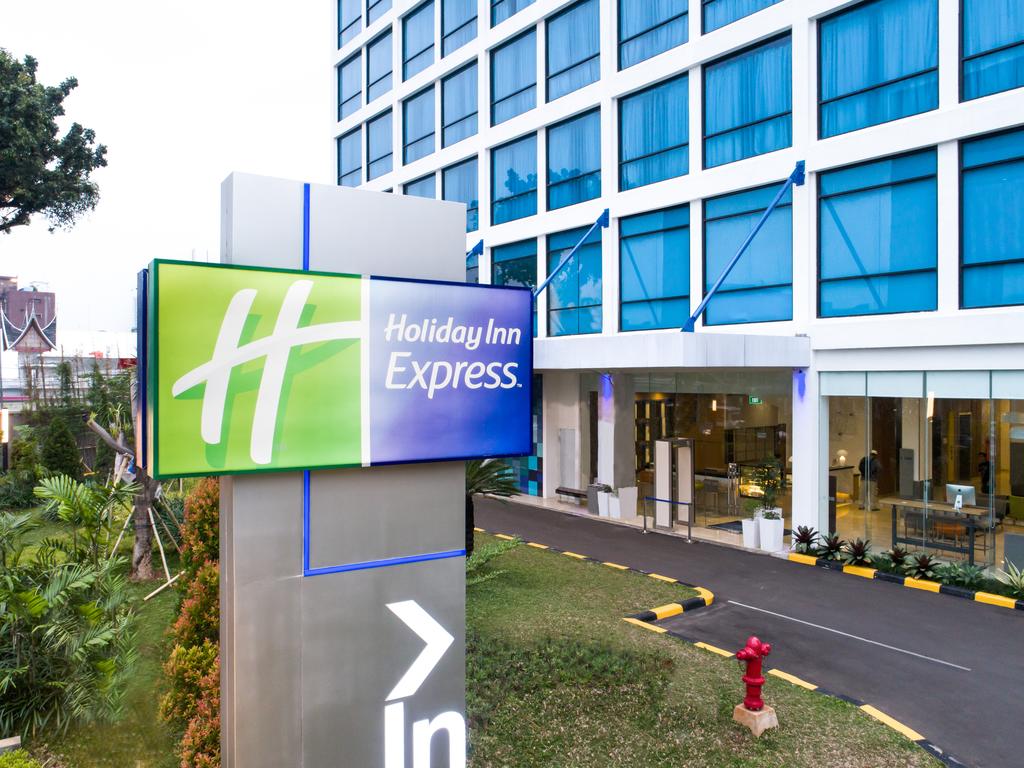 Holiday Inn Express Jakarta Matraman