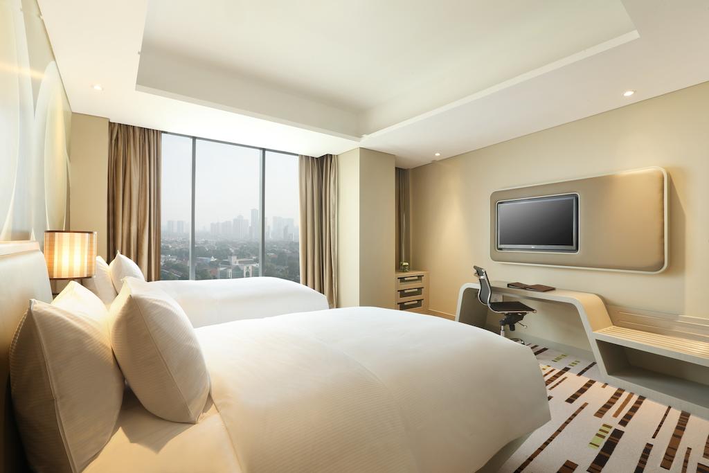 DoubleTree by Hilton Jakarta Diponegoro