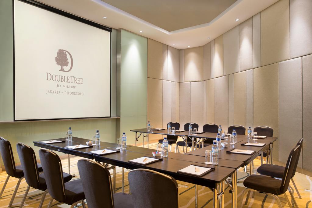 DoubleTree by Hilton Jakarta Diponegoro