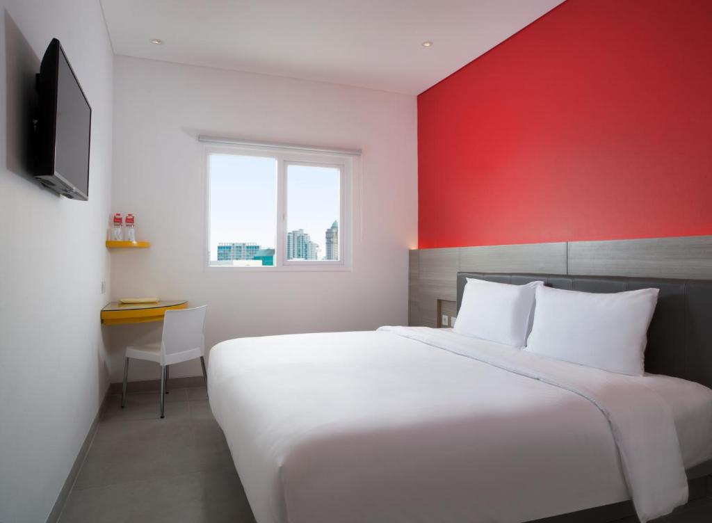 Amaris Hotel Mampang - Jakarta Room Type - Smart Room Queen