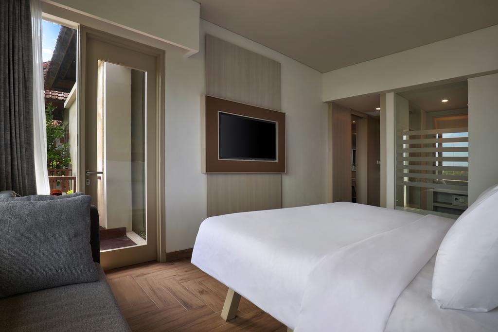 Mercure Kuta Bali - Tap to explore photos