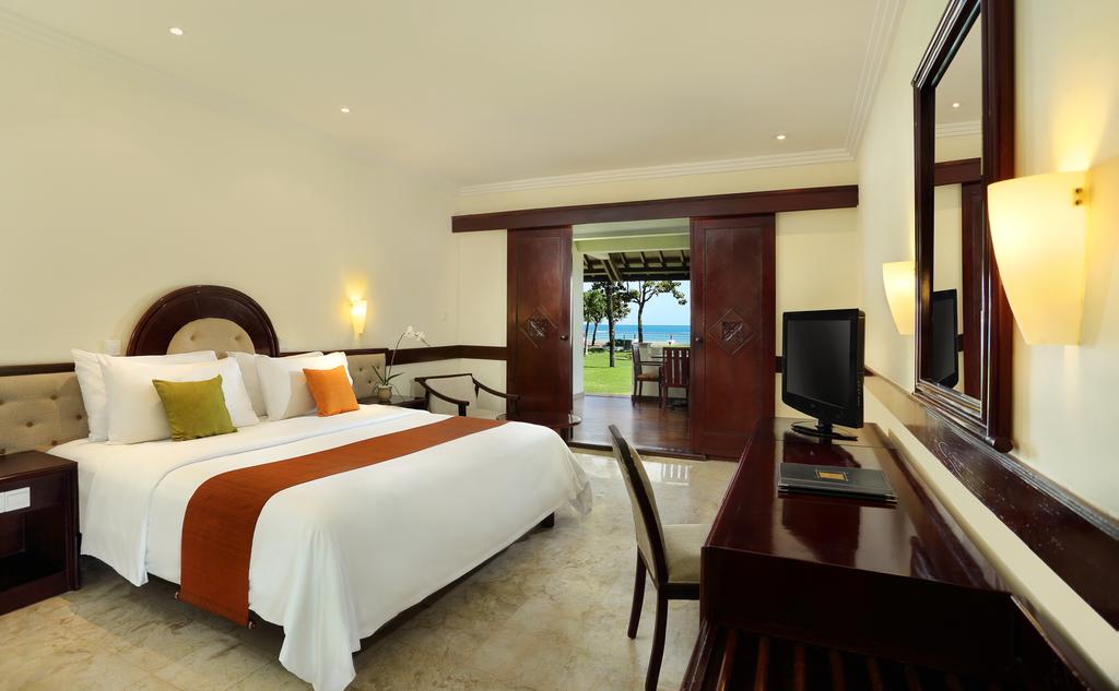 Discovery Kartika Plaza Hotel Room Type - Grand Deluxe - Ocean Front Room