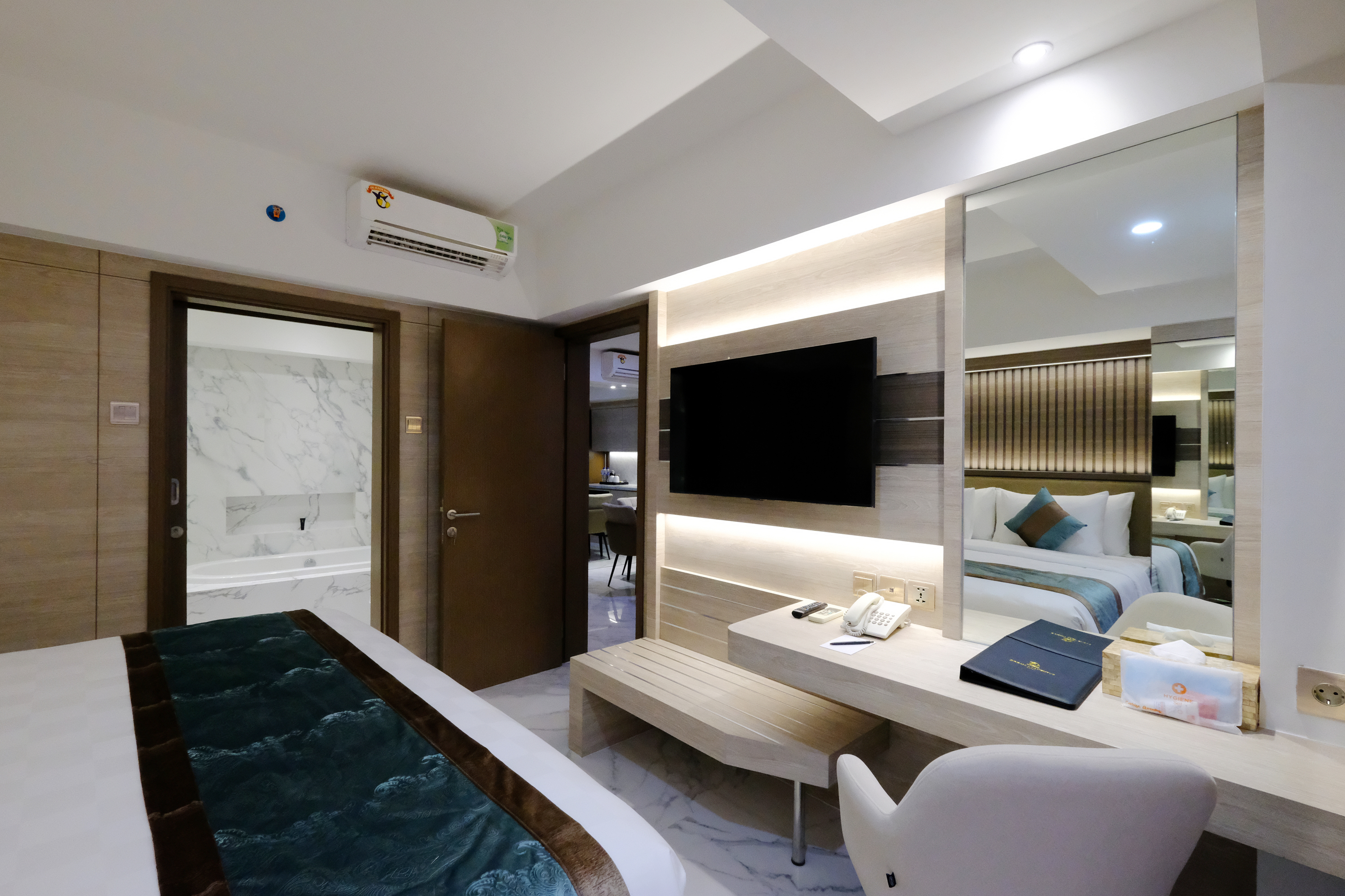 Dream of Aventus Hotel Kuta Room Type - Dream Suite