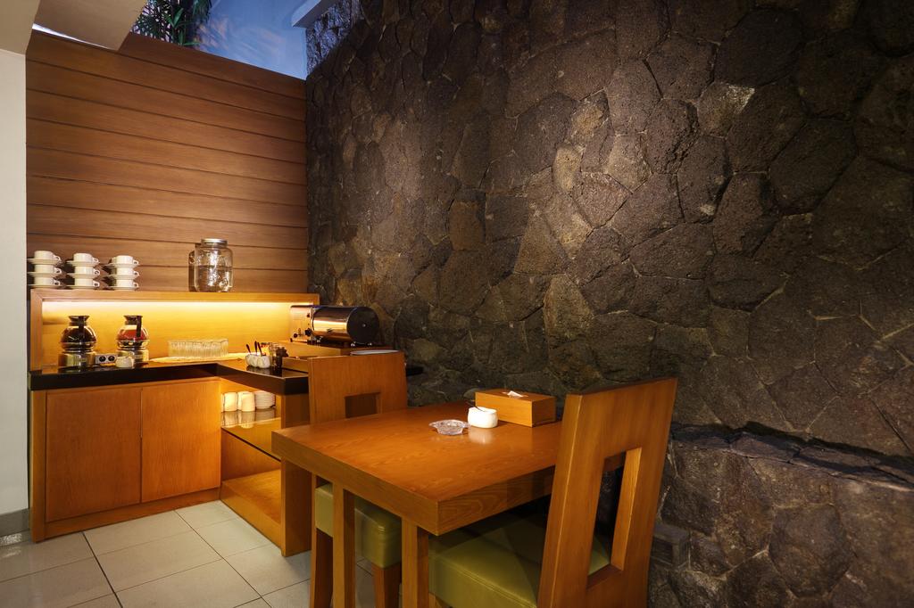 Ilos Hotel