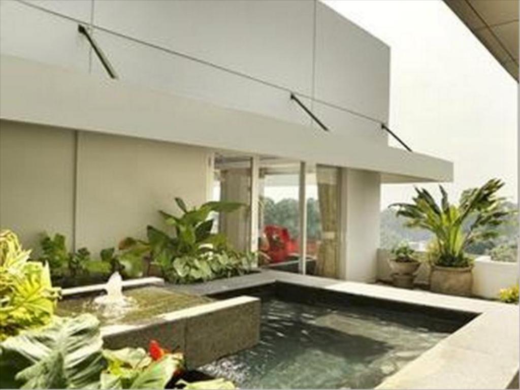 Patra Bandung Hotel Room Type - Deluxe Double Room