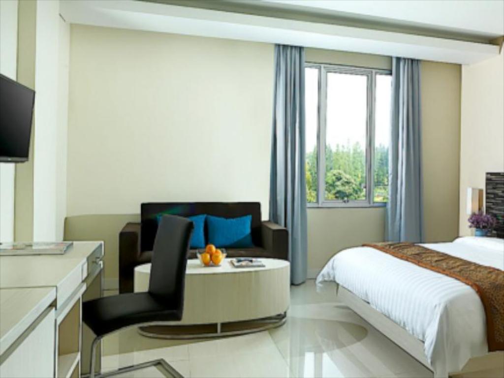 Patra Bandung Hotel Room Type - Premier Room