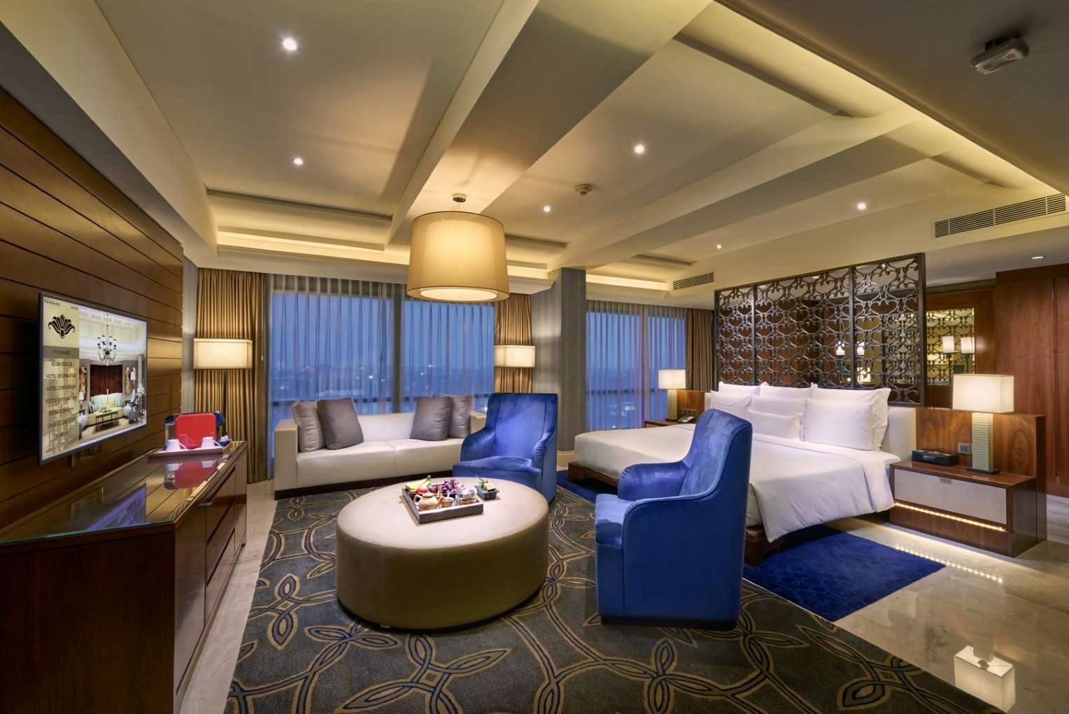 Hotel Tentrem Yogyakarta - Tap to explore photos