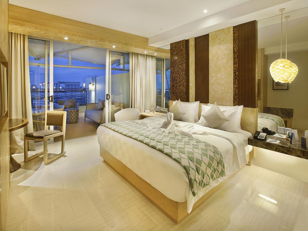 The Rinra Makassar Room Type - Premier Room