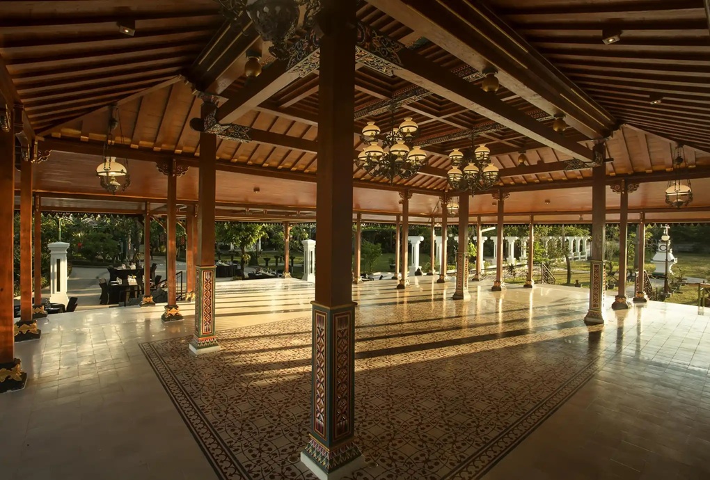Grand Rohan Jogja Room Type - Pendopo Suite Room