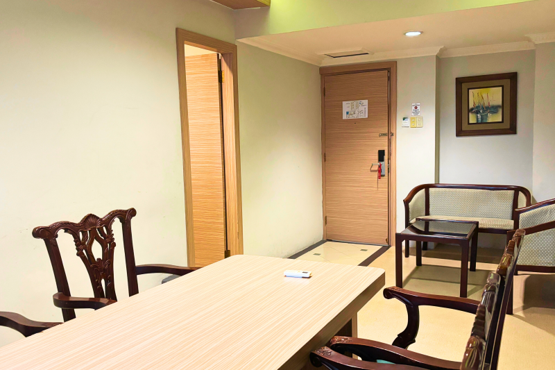Hotel Grasia Semarang - Tap to explore photos