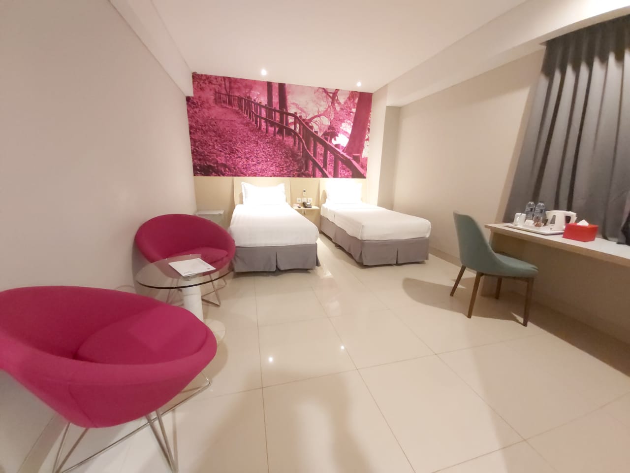 d'primahotel Balikpapan - Tap to explore photos