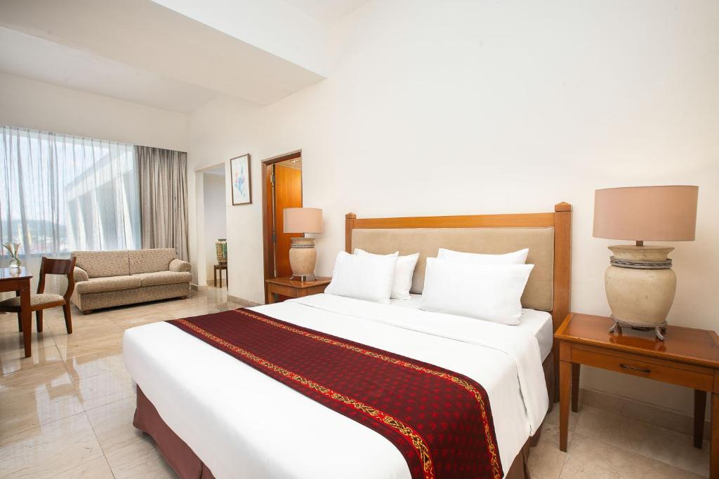 Aryaduta Manado Room Type - STUDIO OCEAN VIEW