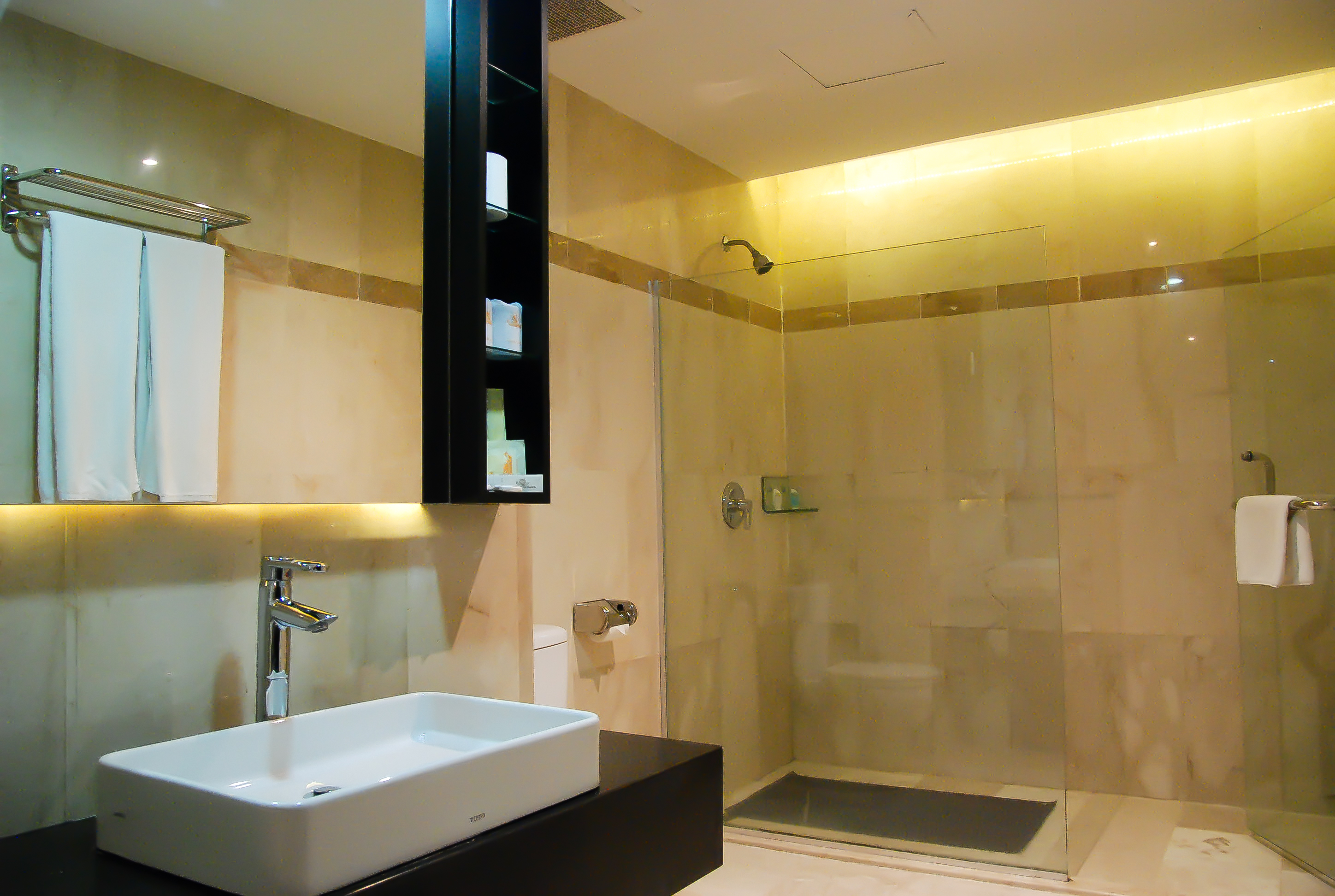 Pacific Palace Hotel Room Type - Deluxe Double Room