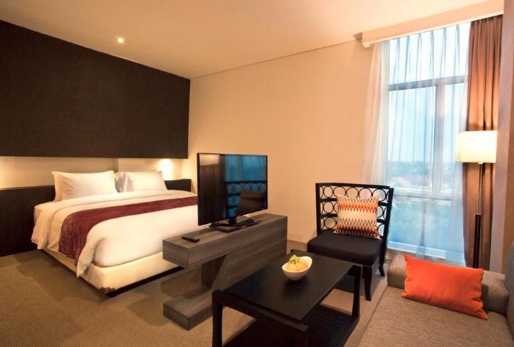 Hotel Yasmin Karawaci Room Type - Deluxe Room