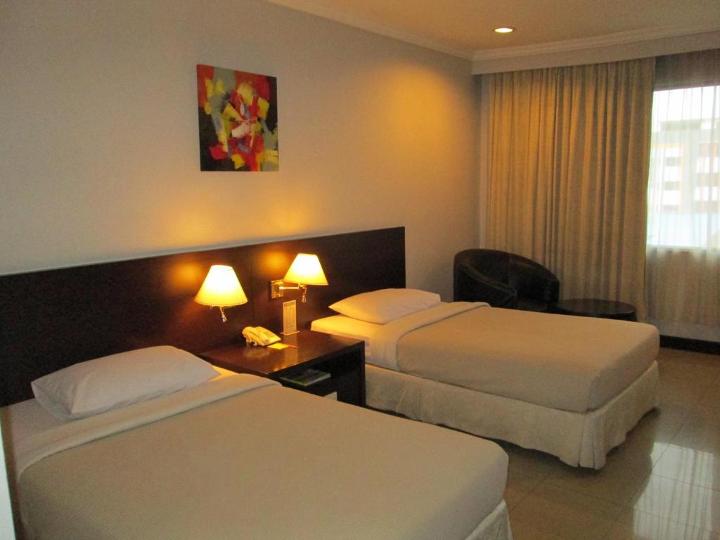 Hotel Kini Pontianak Room Type - Superior Twin Room
