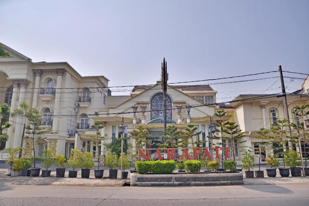 Narapati Syariah Hotel and Convention