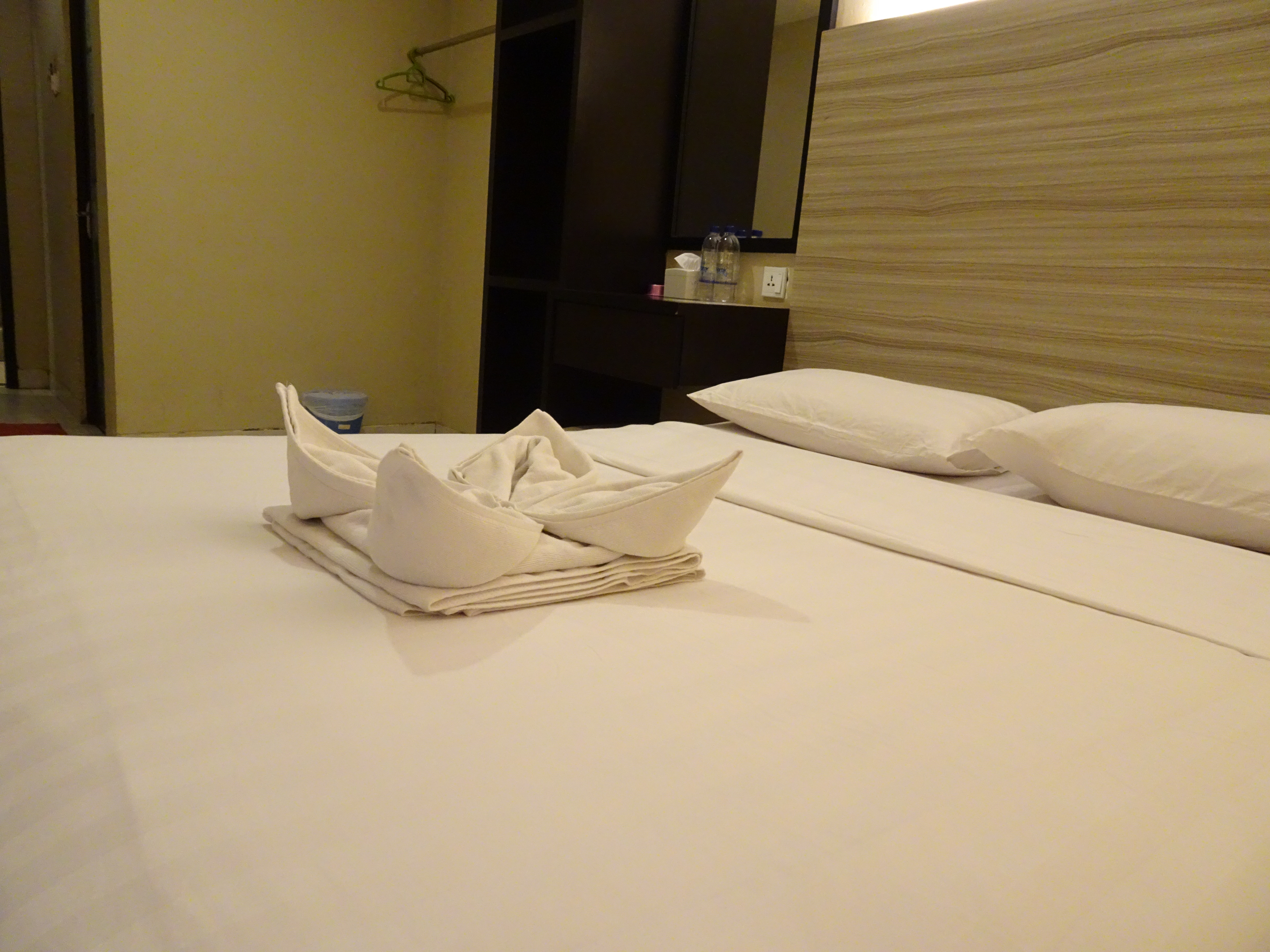 OS Hotel Batu Aji Batam Room Type - Standard Double Room