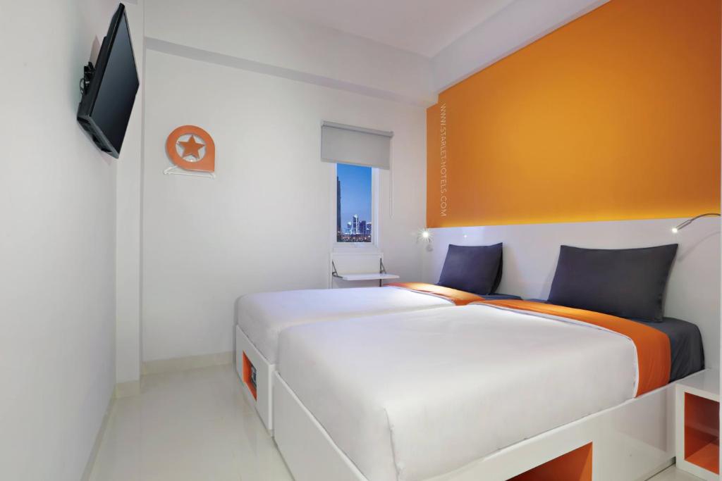 Starlet Hotel Serpong Room Type - Superior Twin Room
