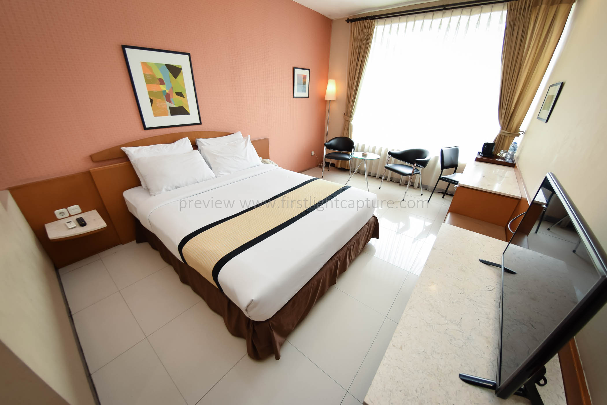 Hotel Nyland Pasteur Bandung Room Type - DELUXE QUEEN BALCONY