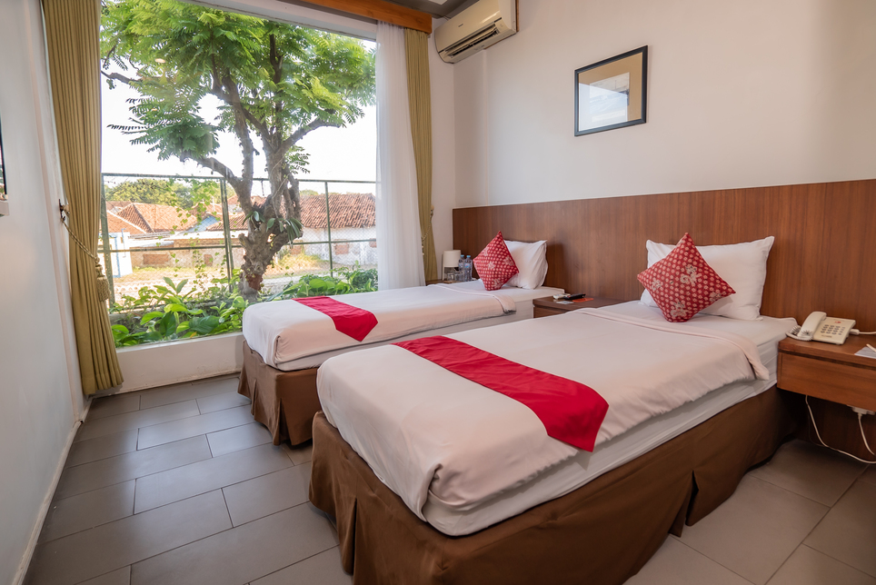 Blambangan Hotel Room Type - SUPERIOR ROOM