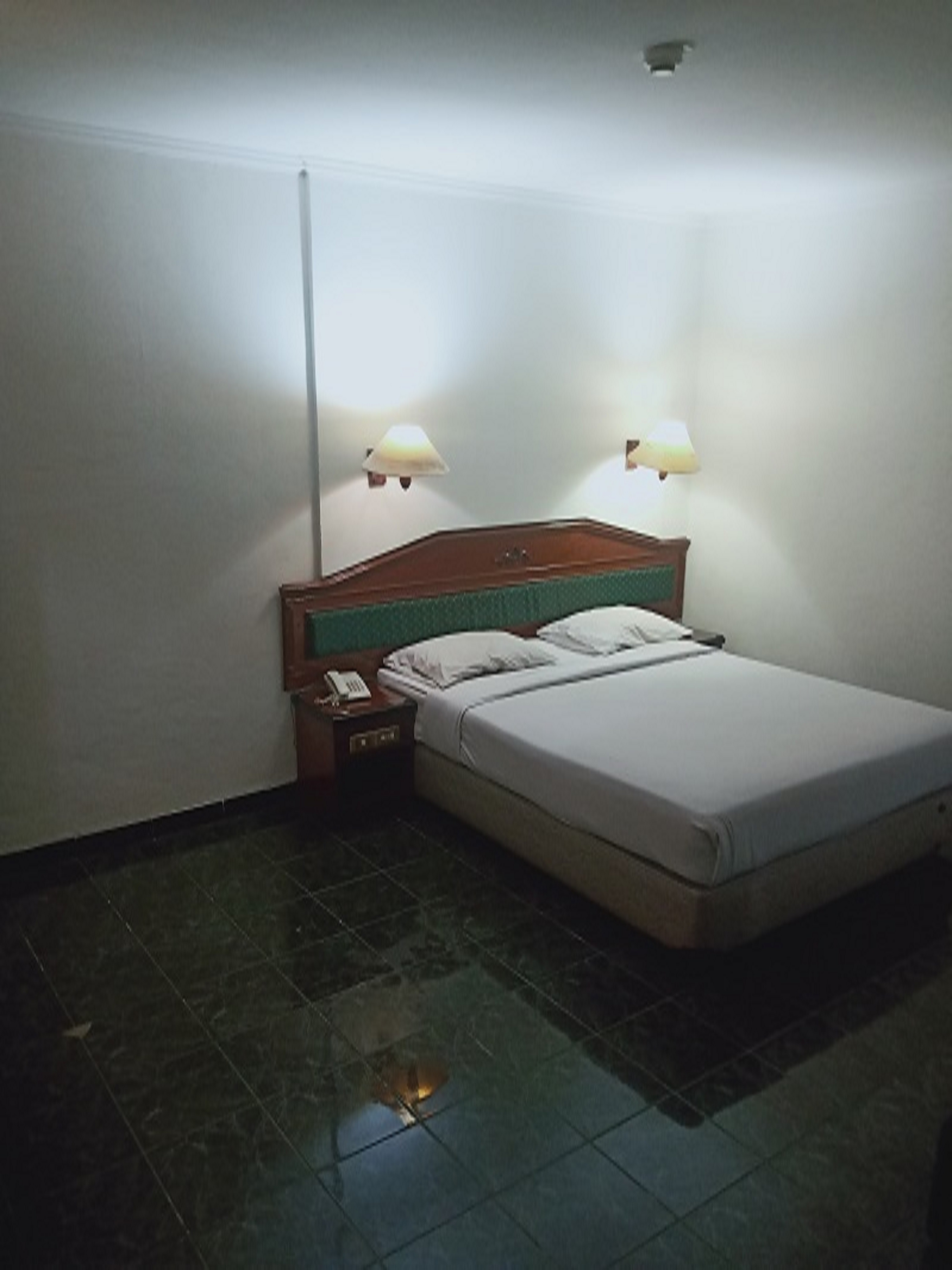 Hotel Puri Mega Room Type - Standard Room