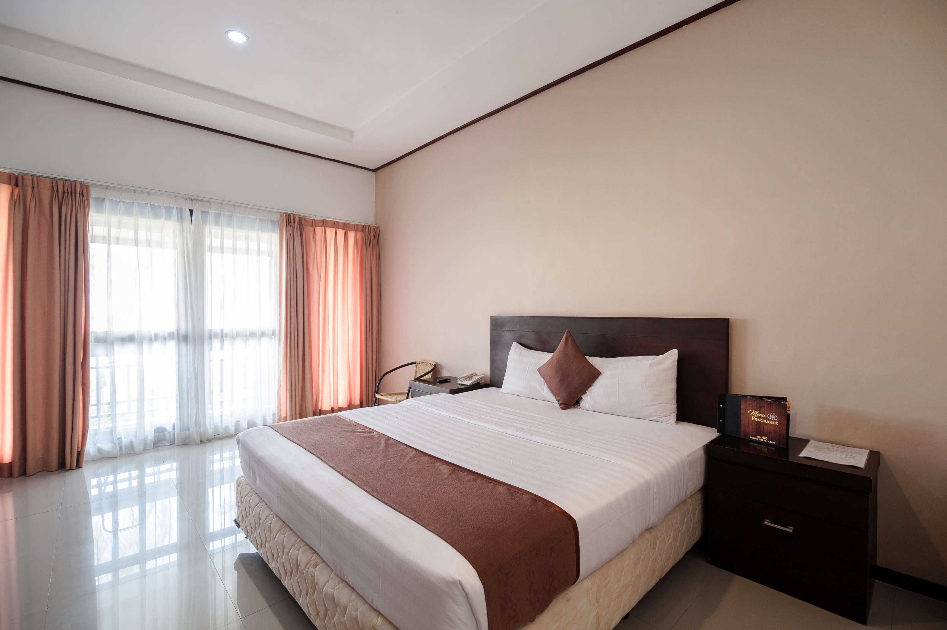 Surya Kencana Seaside Hotel Room Type - Super Deluxe Room Surya Kencana Seaside Hotel Room Type - Super Deluxe Room