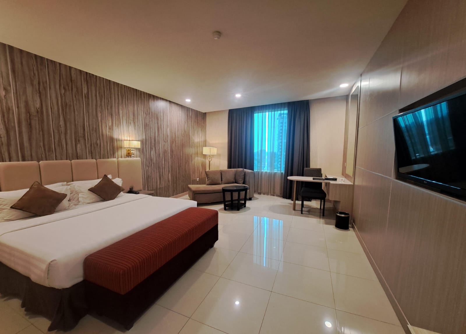 Grand Paragon Room Type - Executive Junior Suite Grand Paragon Room Type - Executive Junior Suite