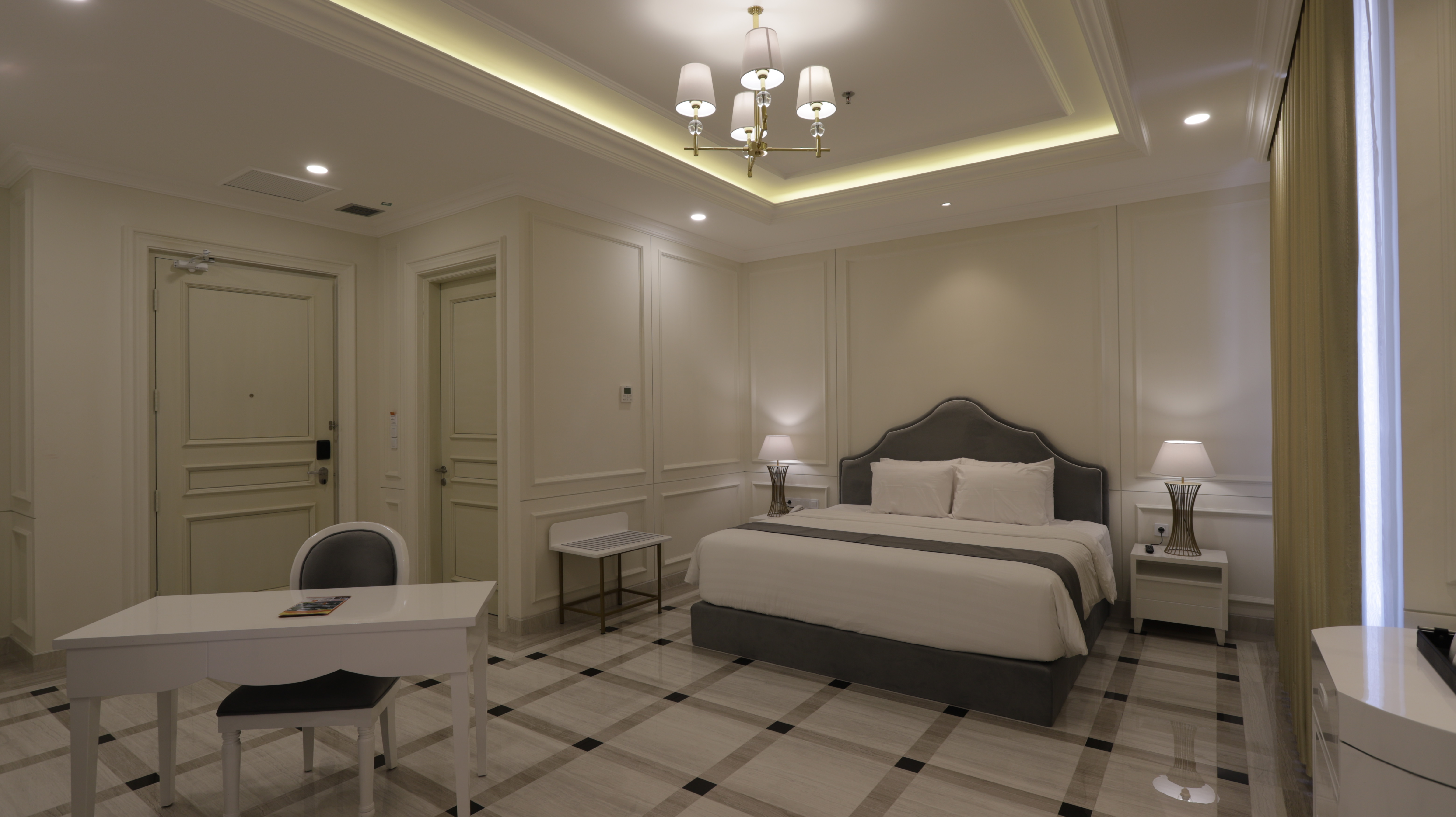 Grand Senyum Hotel Room Type - Grand Deluxe Twin Room