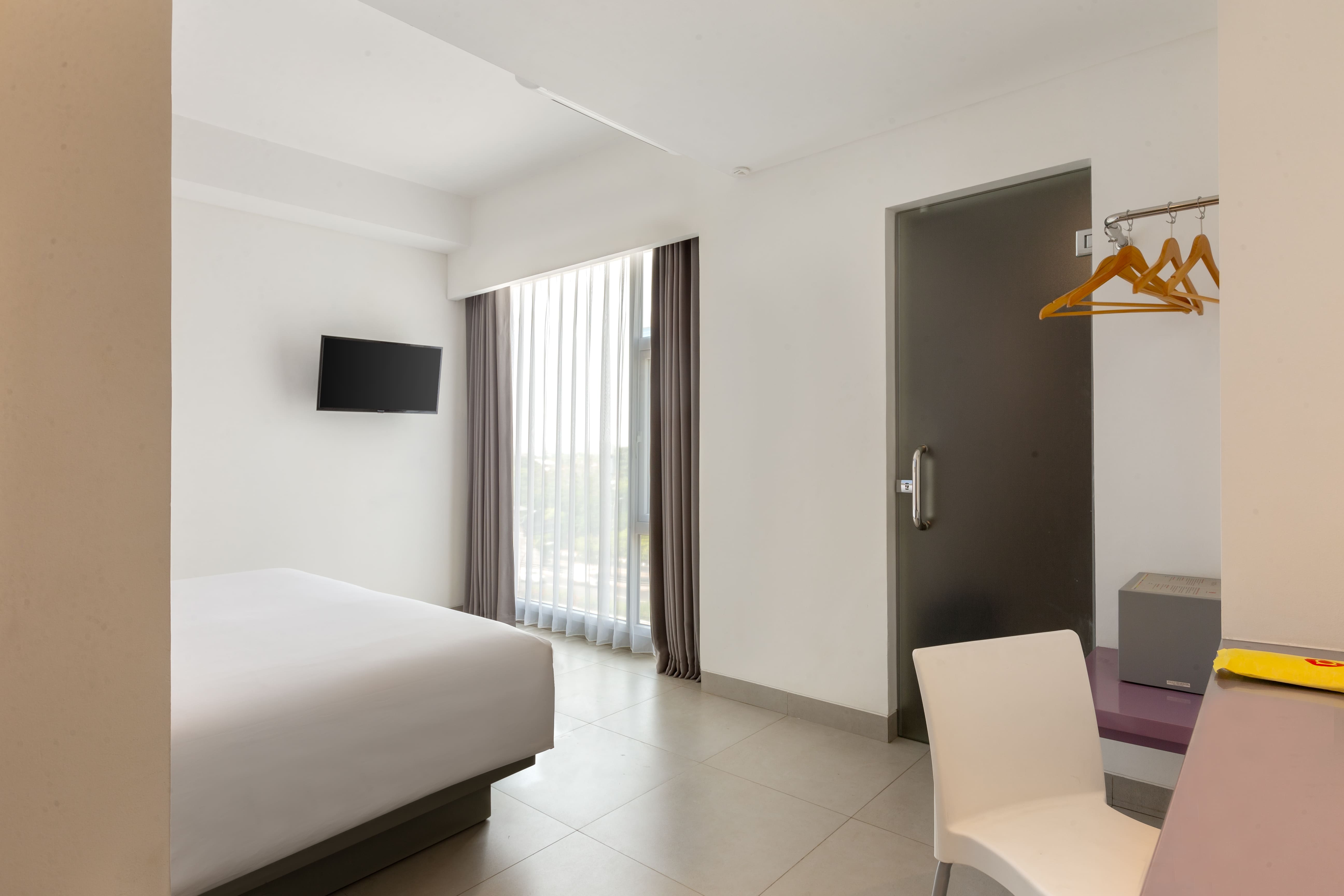 Amaris Hotel Slipi - Tap to explore photos