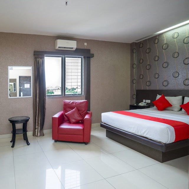 Hotel Grand Kartika Room Type - Executive Room