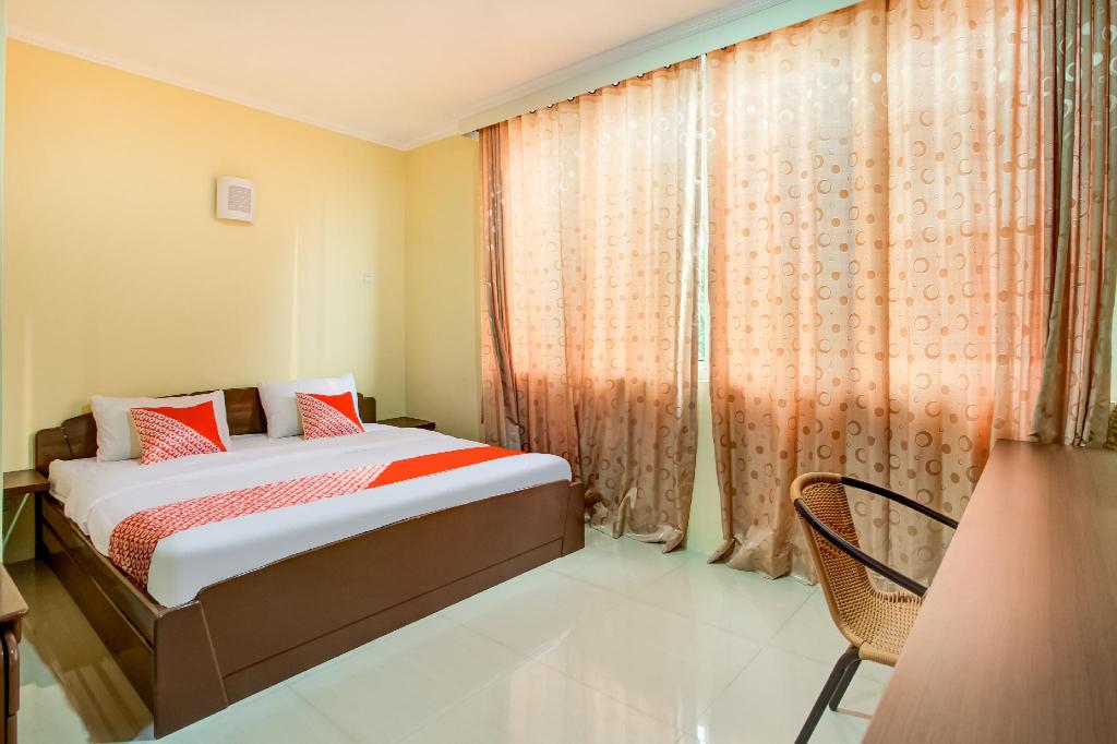 Hotel O Sofia Homestay Syariah - Tap to explore photos