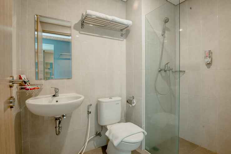 Front One Hotel Gresik Room Type - Superior Room