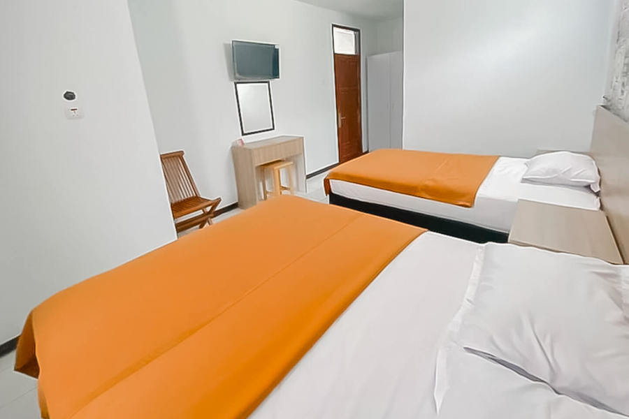 Ultima Syariah Cipanas Garut Mitra RedDoorz Room Type - Family Room