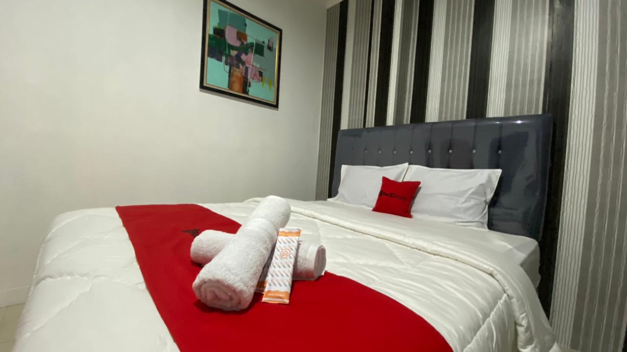 RedDoorz Plus @ Rawamangun Room Type - RedDoorz Room