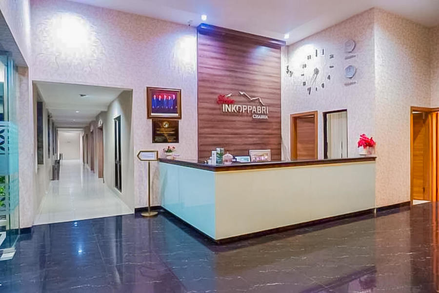 RedDoorz Premium @ Griya Inkoppabri Cisarua Puncak