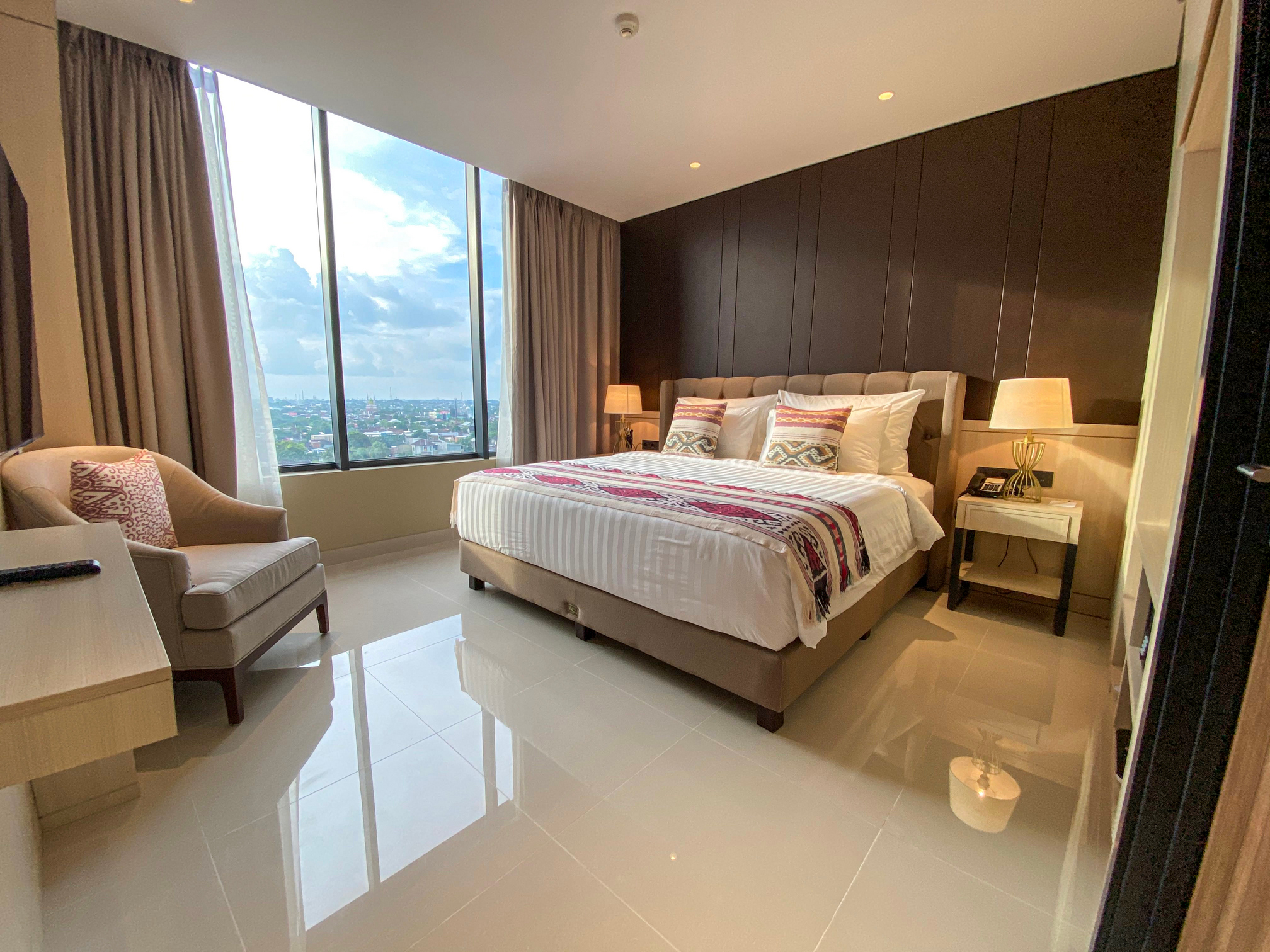 Prime Park Hotel & Convention Lombok - Tap to explore photos