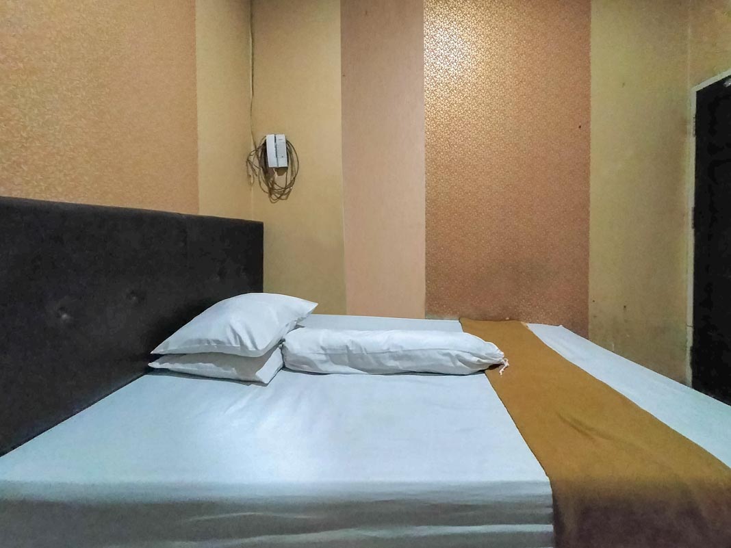 Hotel Fikry Toli Toli Room Type - Standard Room