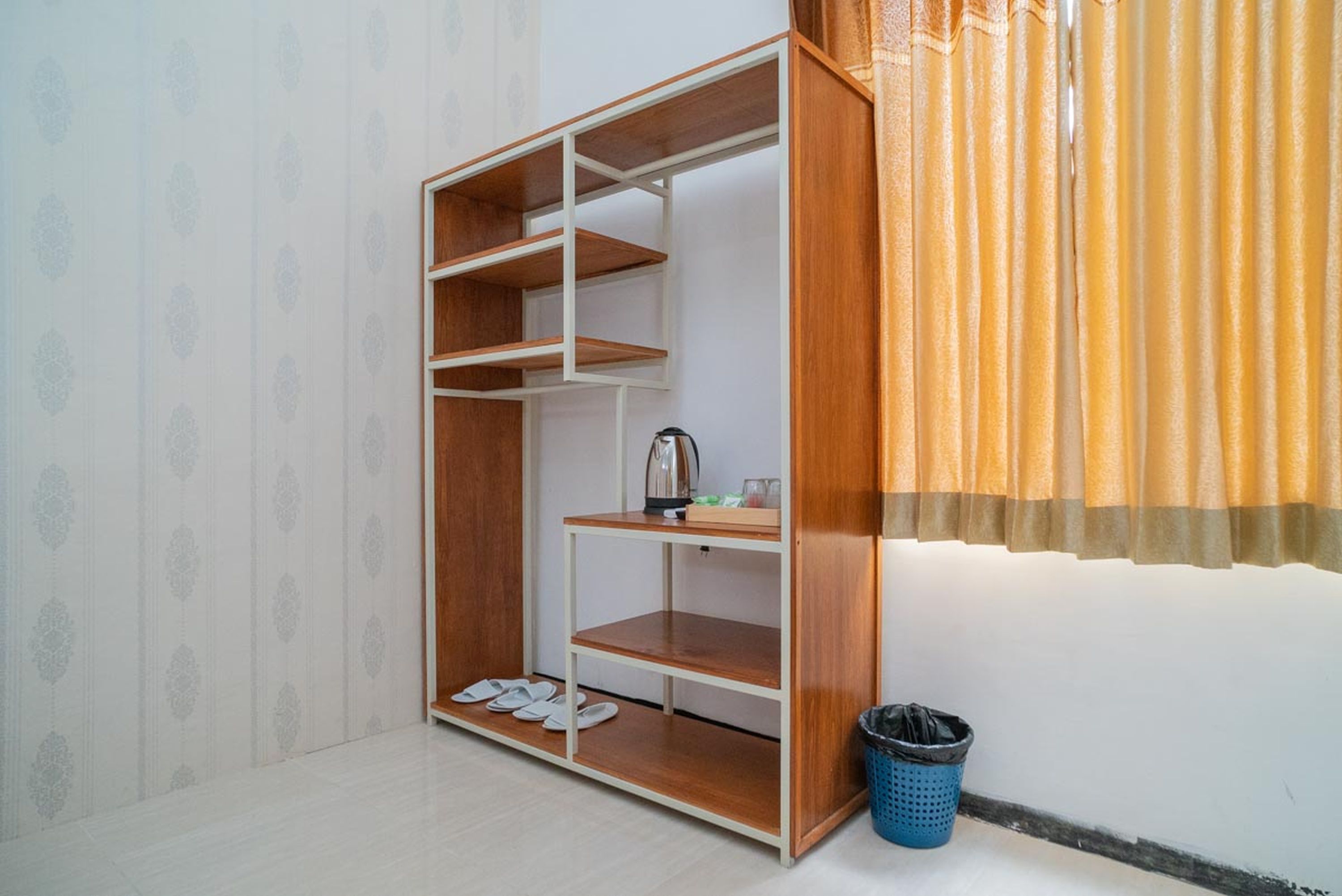 Sans Hotel Queen Batu Room Type - Family Room