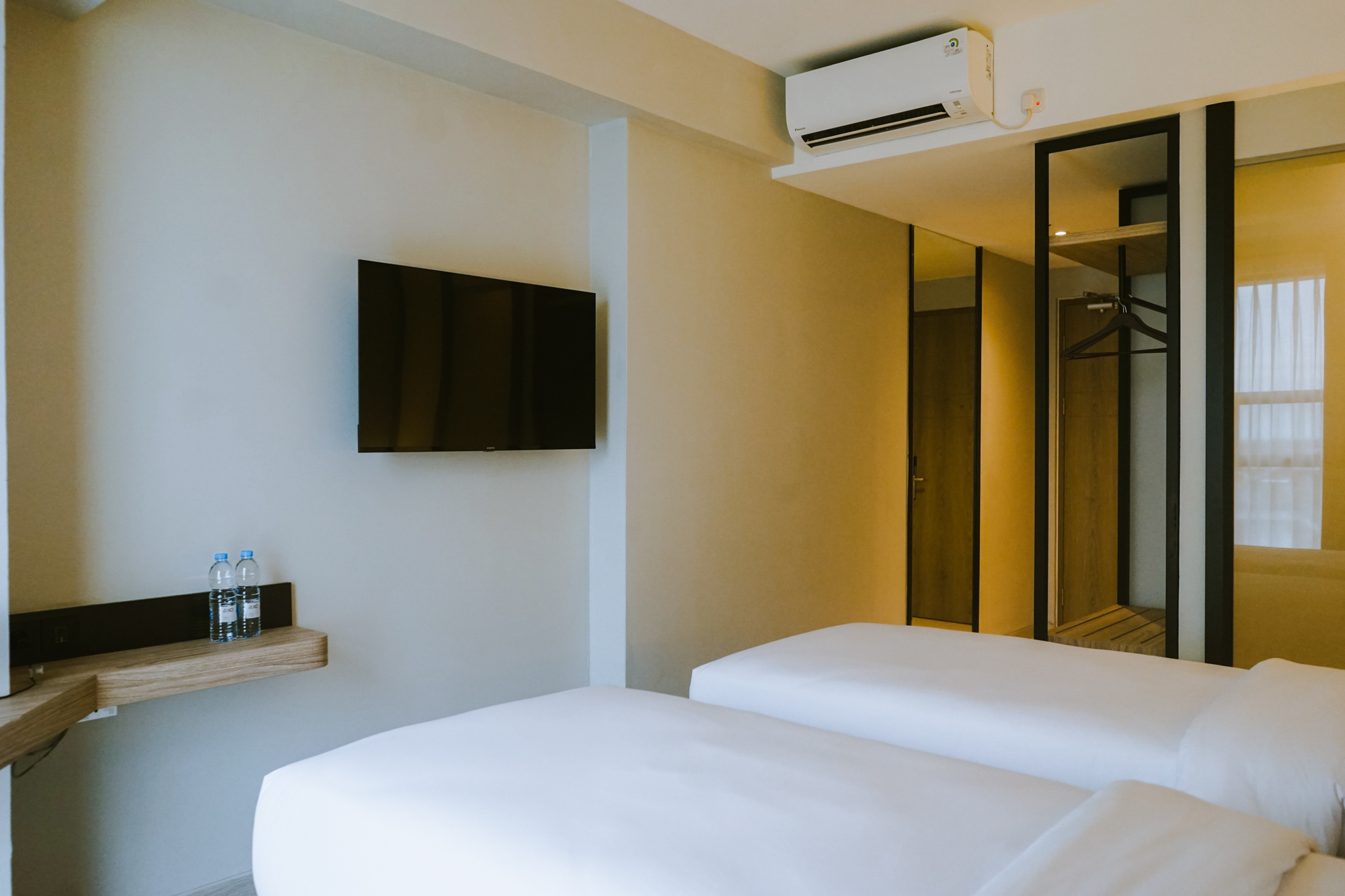Achiera Hotel and Convention Jatiwangi - Tap to explore photos