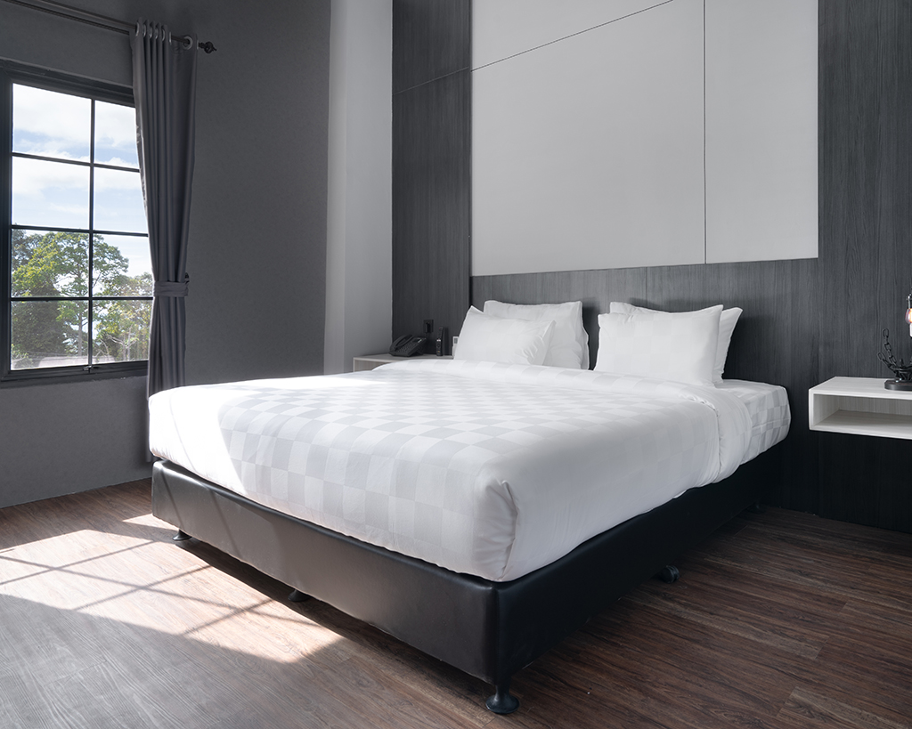 Kyriad M2 Lampung Room Type - Superior Room, 1 King Bed